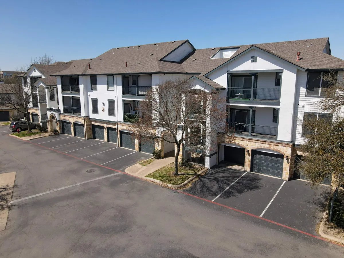 One of the three garden-style communities in Knightvest's 1,027-unit North Austin portfolio
